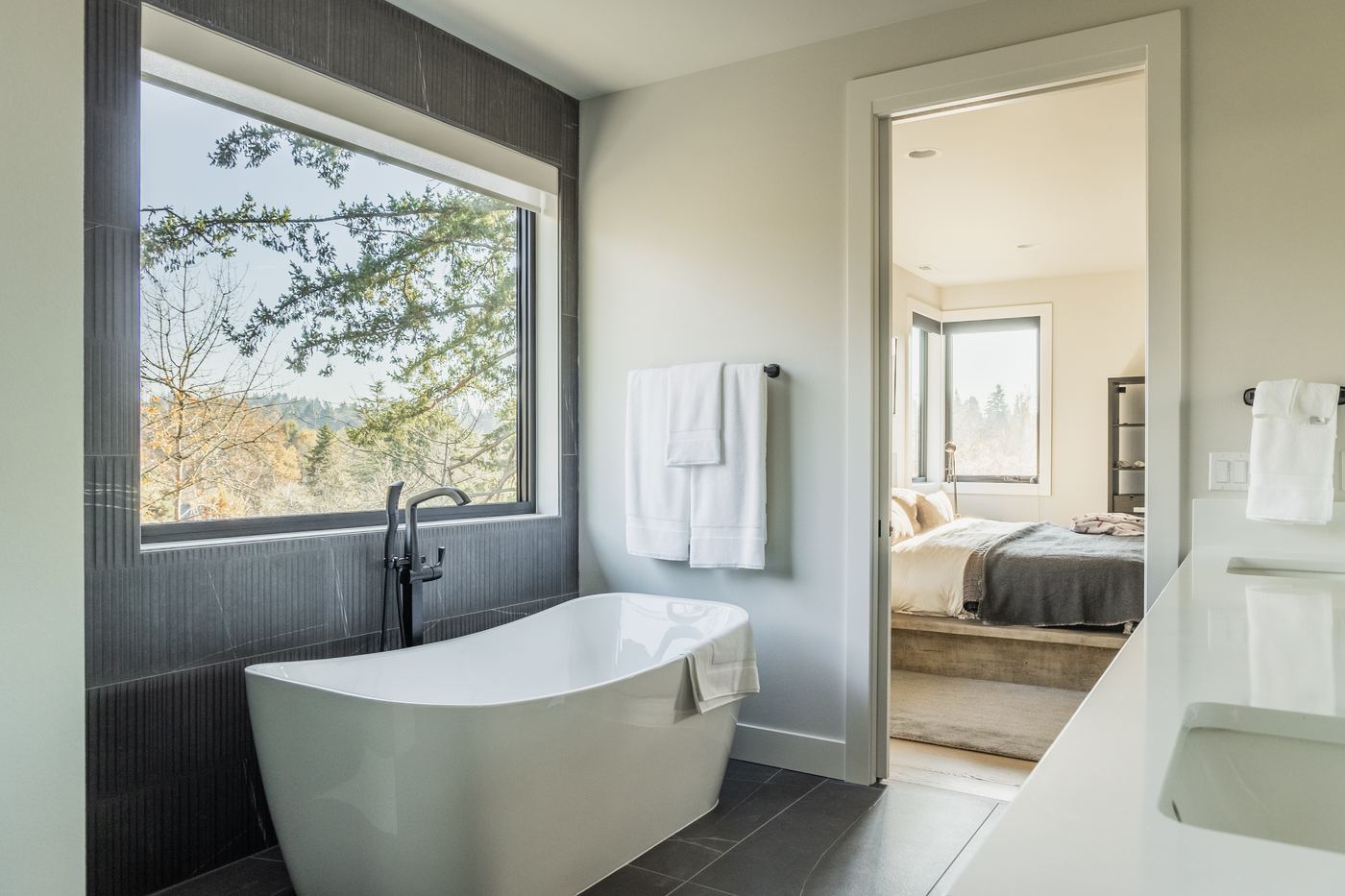 Primary bath with soaking tub